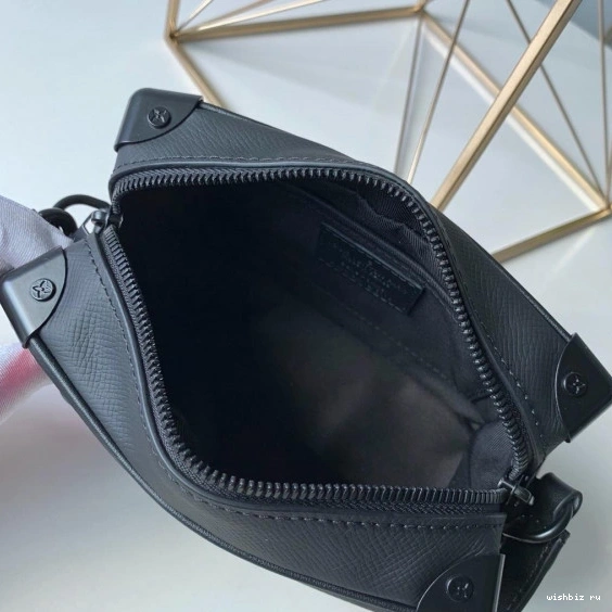 WIS SOFT MINI TRUNK Vuitton Louis 0819